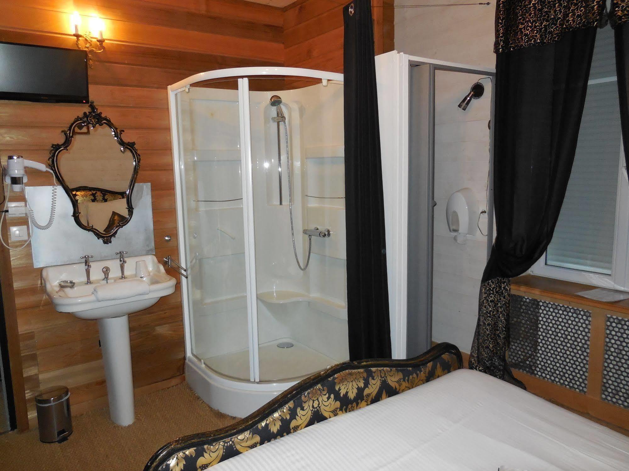L'Ame Du Gourmand Hotel Pontorson Ngoại thất bức ảnh